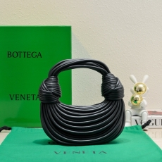 Bottega Veneta Clutch Bags